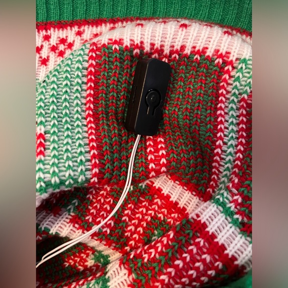 Giggling Getup Size:L Ugly Christmas Sweater for Women  Light Up NWOT - Picture 8 of 12